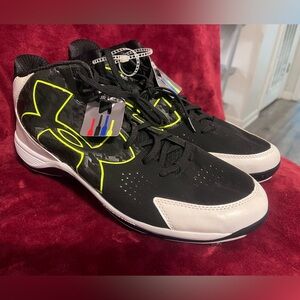 Under Armour Men's Black, White, and Yellow Baseball Cleats